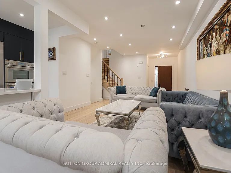 68 Addison St #2-& — Photo 17