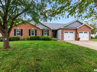 681 Pheasant Run, Sherman, IL 62684