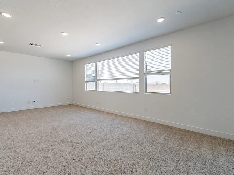 12010 W Luxton Ln — Photo 13