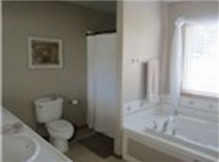 613 Maple Ridge Ln, Camano Island, WA 98282