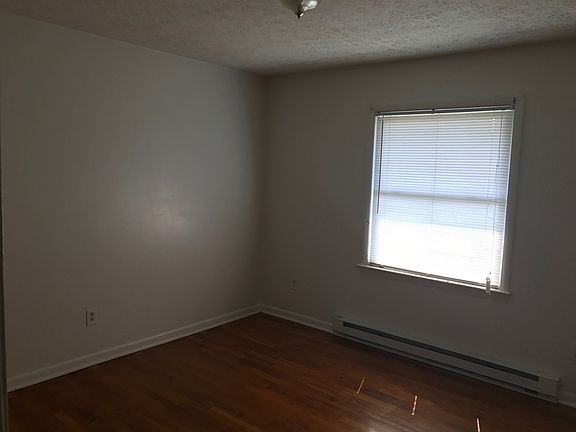2nd image of 920 Shenandoah Ave #1015-3