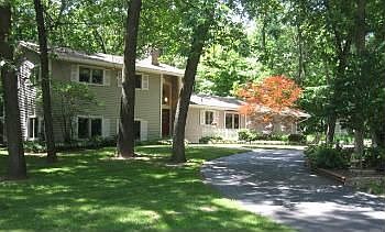 1st image of 7244 Thorncrest Dr SE
