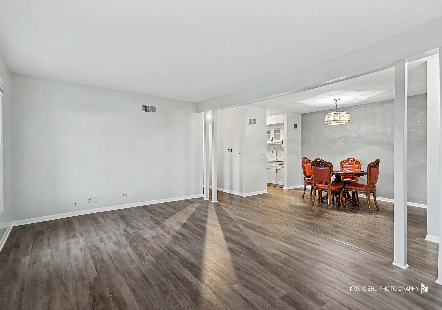 2 bed, 1100 sqft, $2,350 — Photo 4