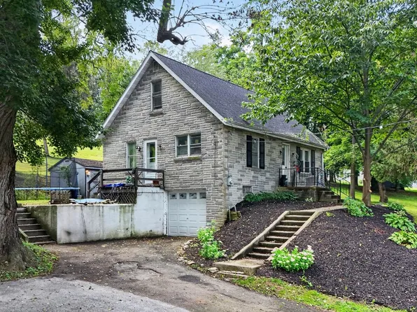 5124 Strasburg Rd, Kinzers, PA 17535