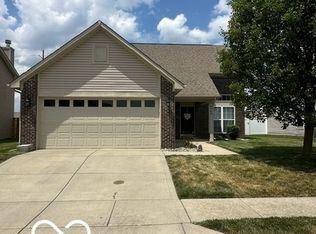 2164 Rattlebox Dr, Plainfield, IN 46168