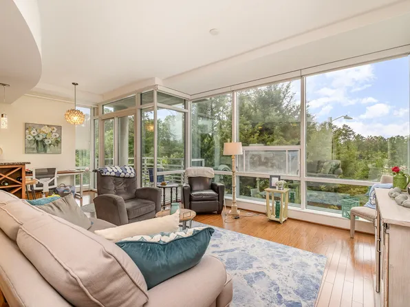 3210 Environ Way, Chapel Hill, NC 27517