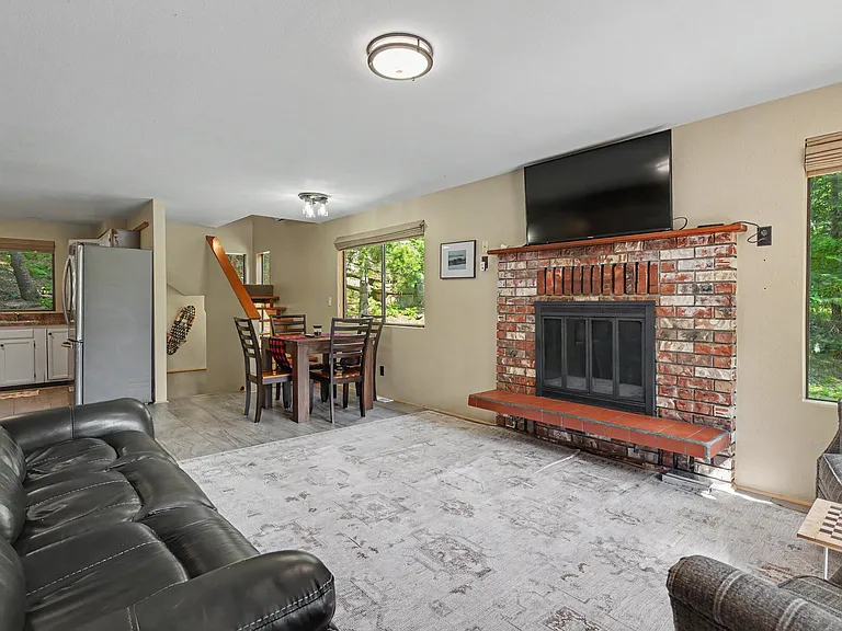 23340 Lake Wenatchee Hwy — Photo 7