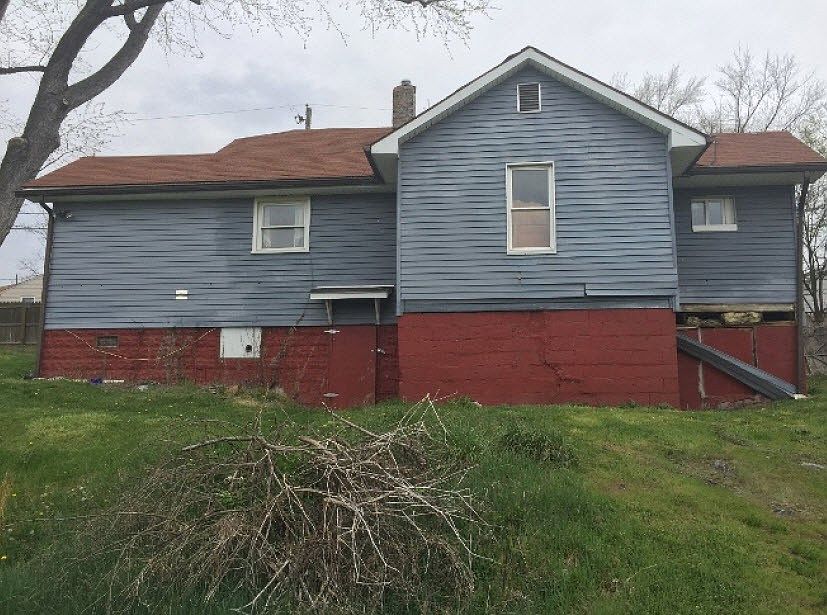2nd image of 445 6th Ave