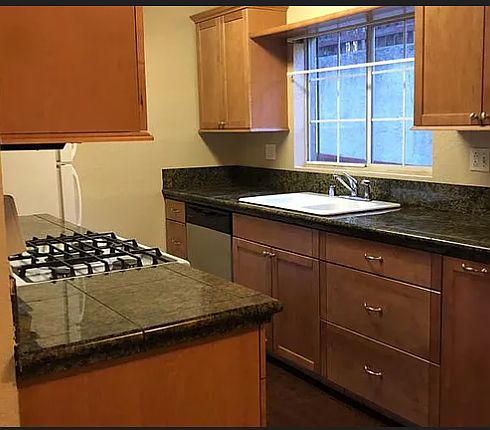 5th image of 741 Old Toll Rd