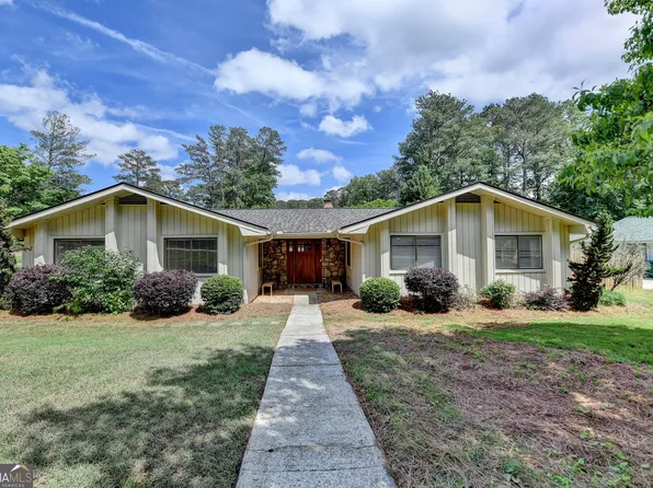3467 Clubland Dr, Marietta, GA 30068