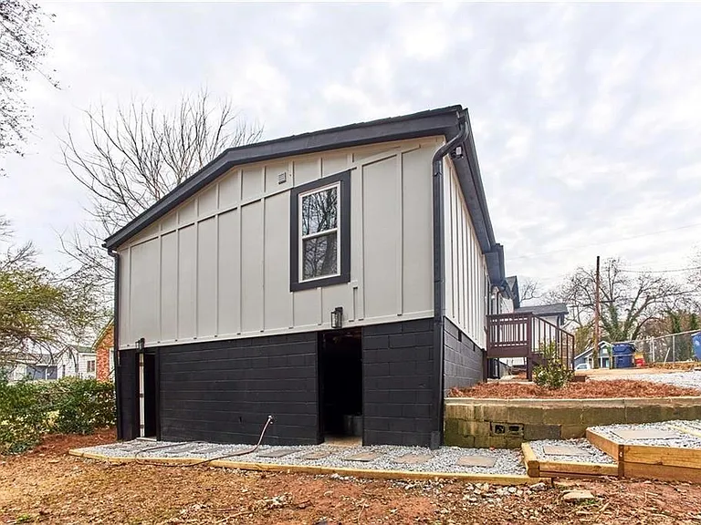 184 Scott St NW — Photo 23