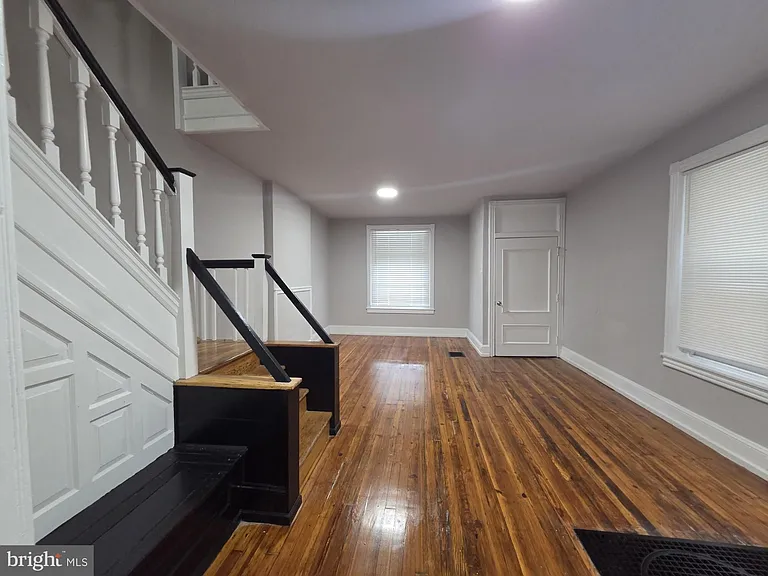 5109 Knox St — Photo 5