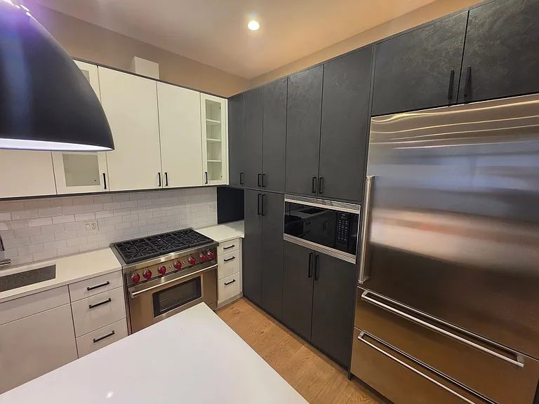 1203 W Augusta Blvd — Photo 8