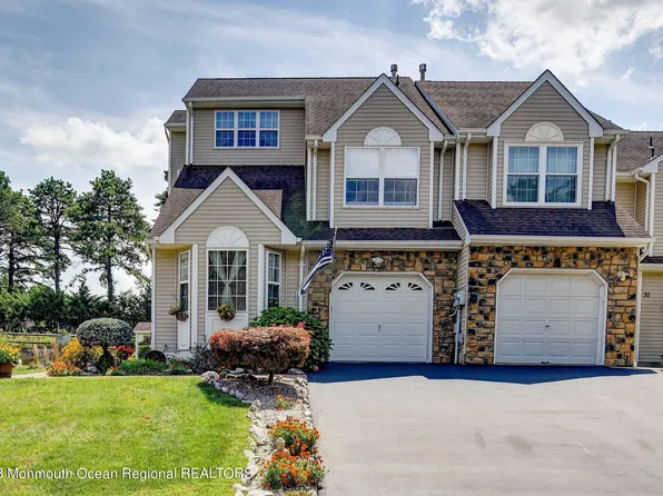 32 Tulip Court, Howell, NJ 07731