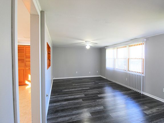 5th image of 297 Belle Aire Ave
