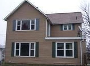 2723 Shady Run Rd, Youngstown, OH 44502