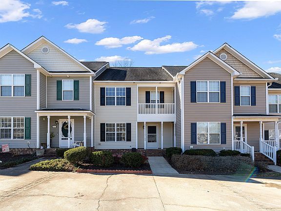 3rd image of 106 Gatwick Ct