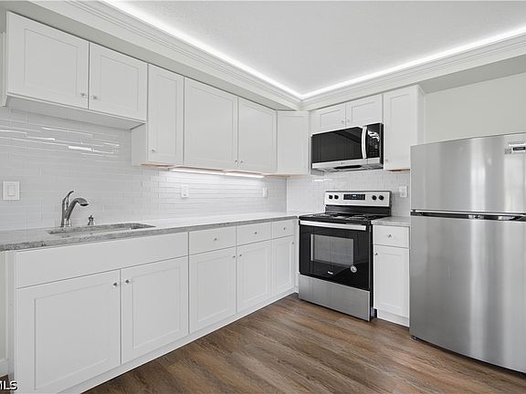 4th image of 3026 2nd St