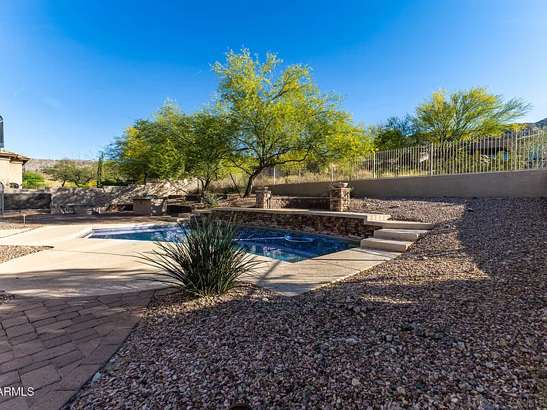 10312 S 16th Dr — Photo 43