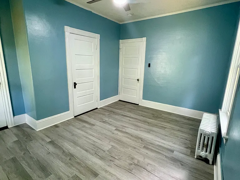 136 Church St #B — Photo 11