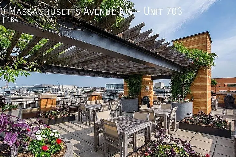 400 Massachusetts Ave NW #703 — Photo 2