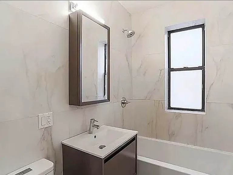 640 Lafayette Ave #1B — Photo 3