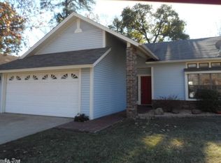 37 Oak Forest Loop, Maumelle, AR 72113