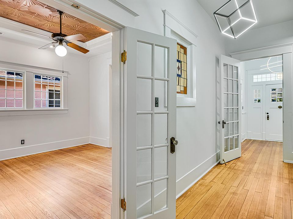 1st image of 1006 Shelley Ave