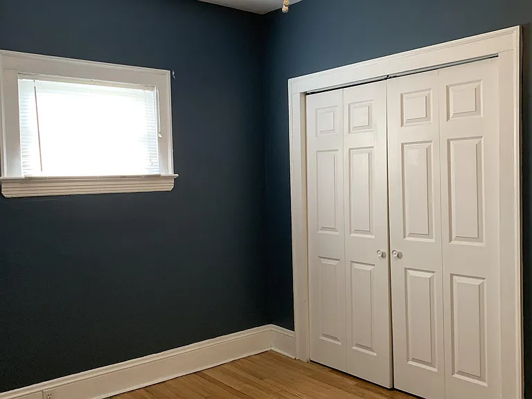 15009 Tudor Ave — Photo 9