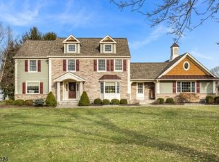 7 Settlers Ct, Branchburg, NJ 08853