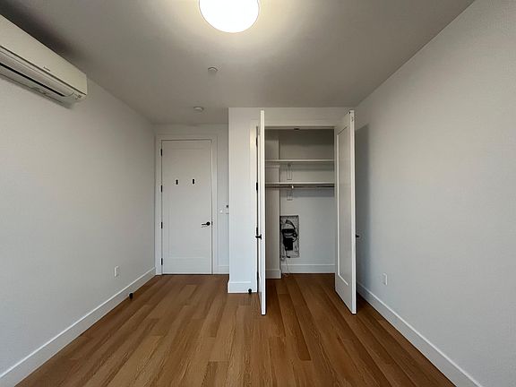3rd image of 509 Martin Luther King Dr #37E