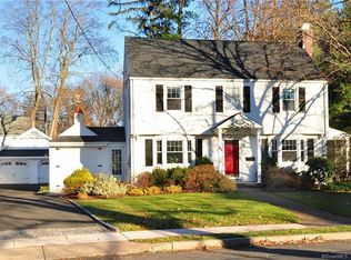 26 Newport Ave, West Hartford, CT 06107