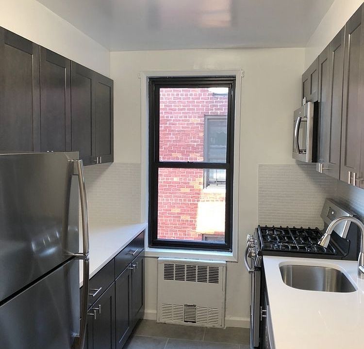 1st image of 4125 Case St APT 6L