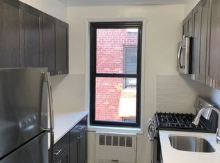4125 Case St APT 6L, Elmhurst, NY 11373