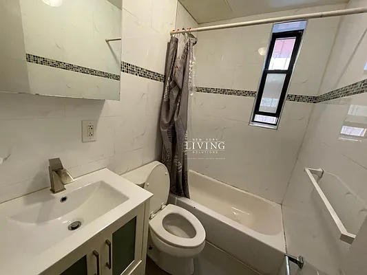 Rented by NY Living Solutions | media 3