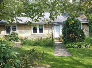 95 Palmer Mill Rd, Halifax, MA 02338