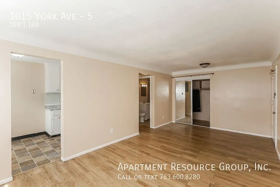 2 Bed/1 Bath Apt for Rent in St Paul! Off Street Parking Included! — Photo 2