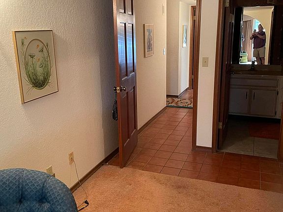 3rd image of 7511 N DEL NORTE Drive