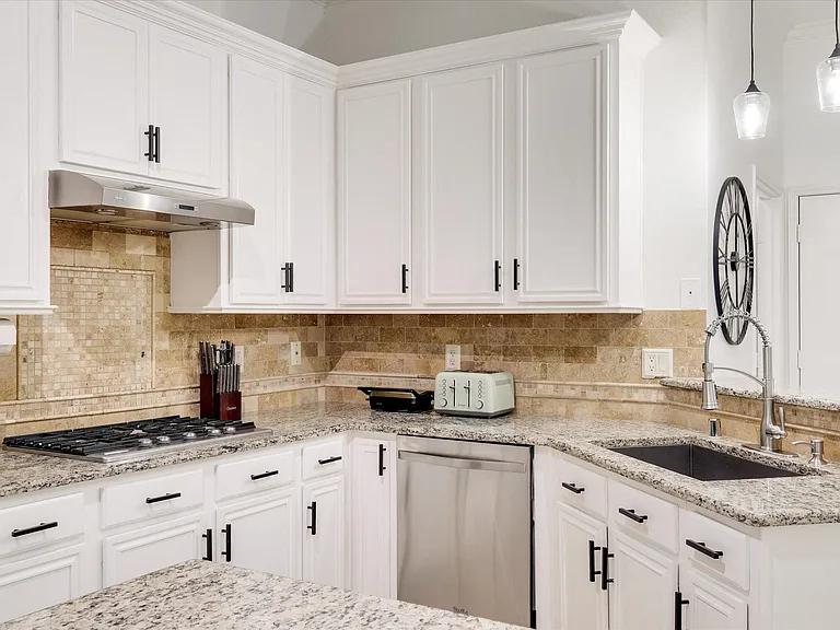 7132 Hunt Ln — Photo 13