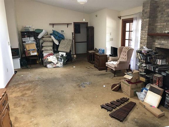 3rd image of 1512 Warner Dr