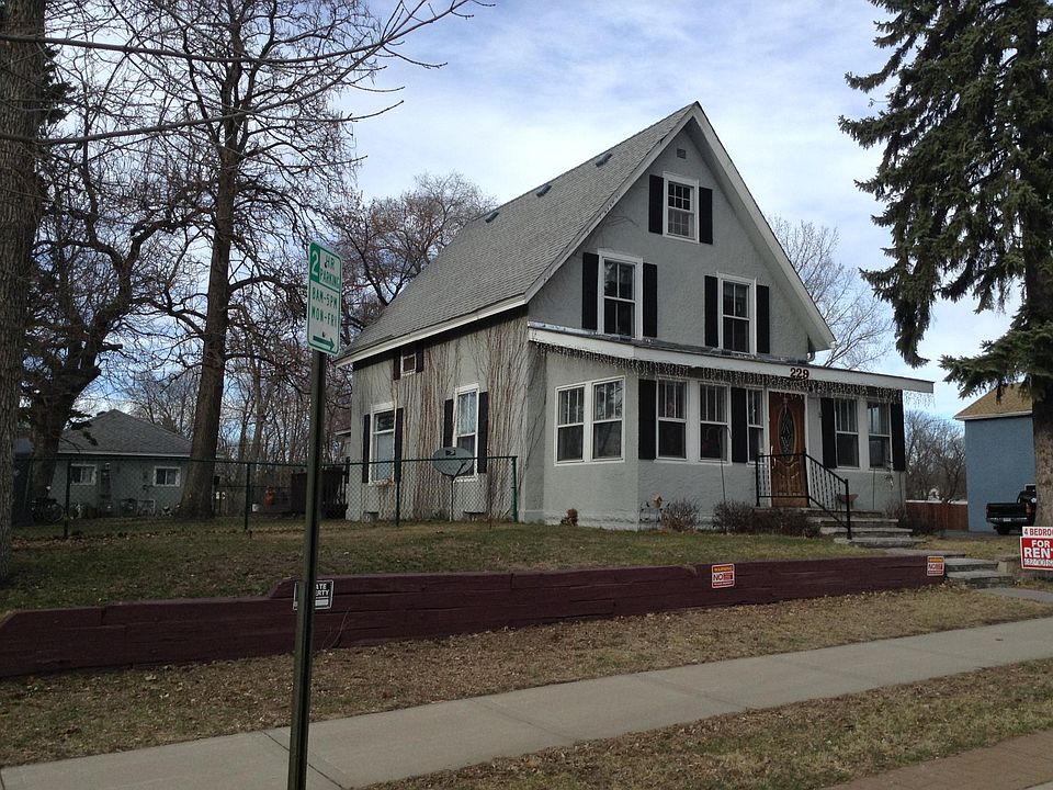 1st image of 229 Van Buren St