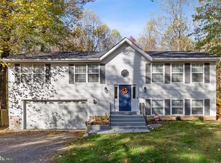 998 Crystal Rock Rd, Lusby, MD 20657