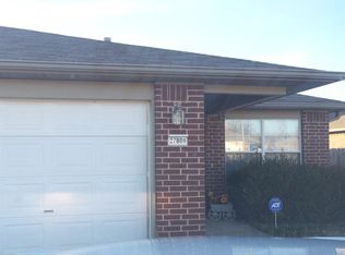 2780 Carondolet St #B, Springdale, AR 72764