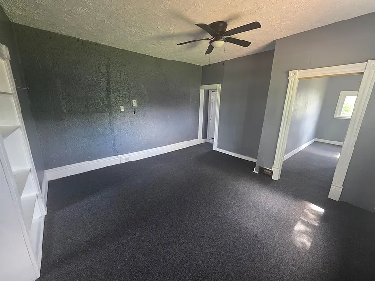 1703 Bailie Ave — Photo 16