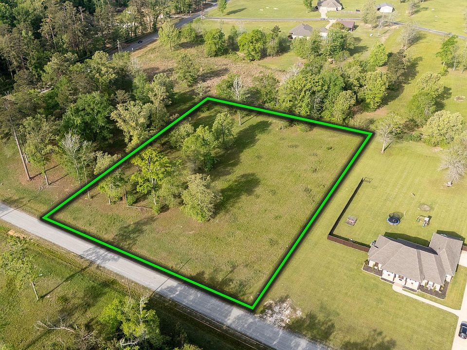 1st image of 105 Lecoude Rd