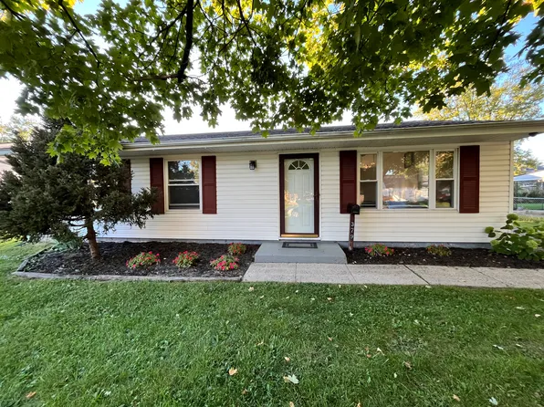 379 Sturbridge Rd, Columbus, OH 43228