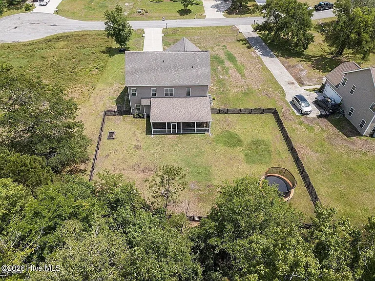 213 Willas Ct — Photo 65