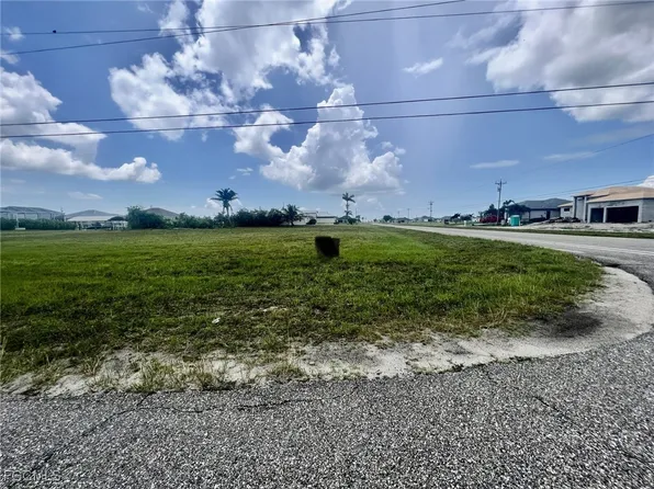 3600 Tropicana Pkwy W, Cape Coral, FL 33993