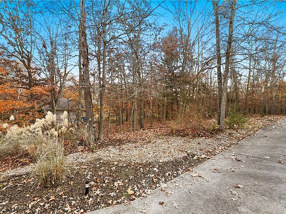 2nd image of 2 Staxton Cir