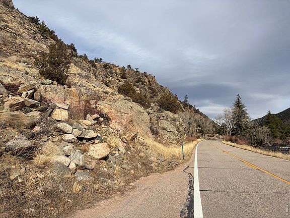 4th image of 32370 Poudre Canyon Rd